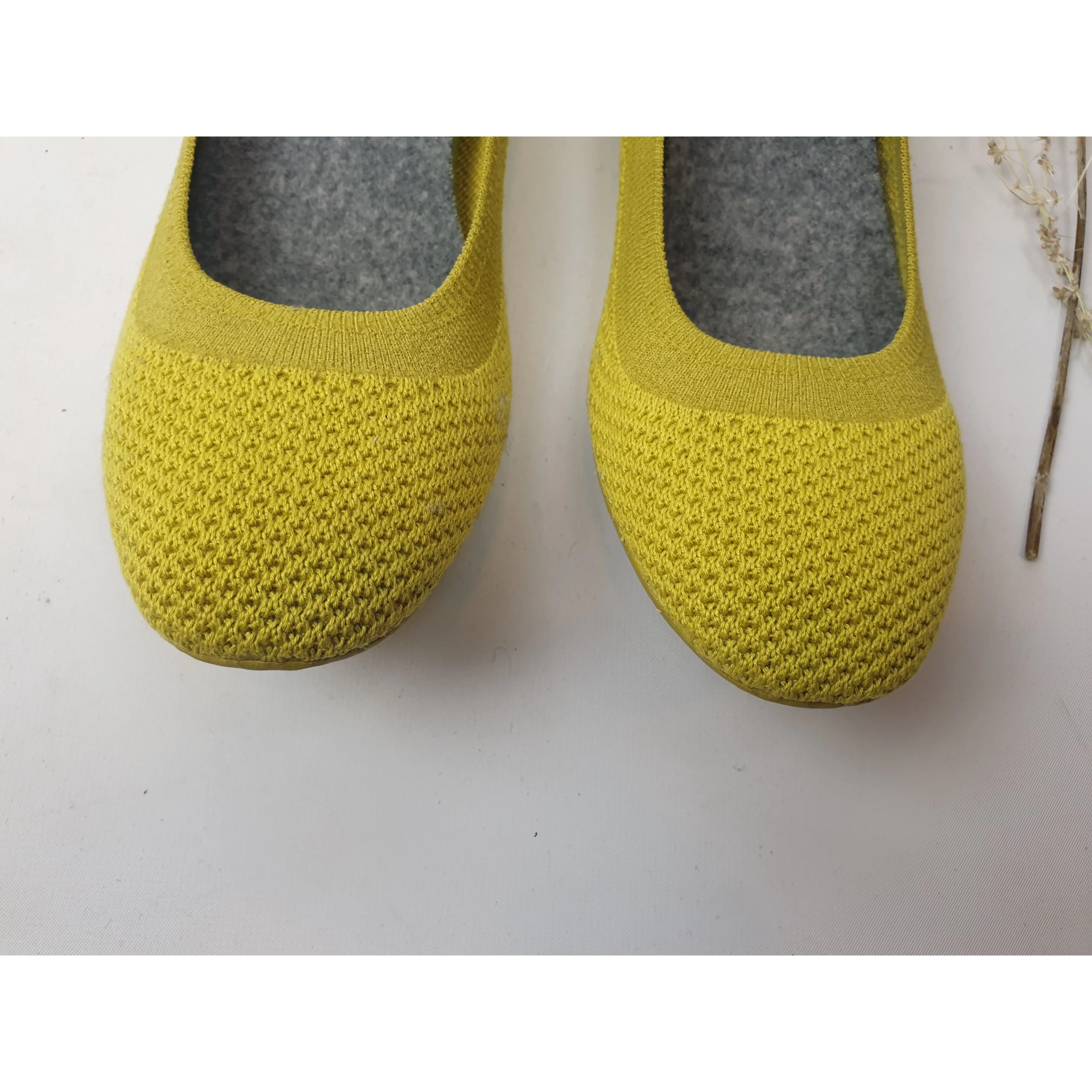 Allbirds light green woven recycled fabric slip on shoes size 6.5
