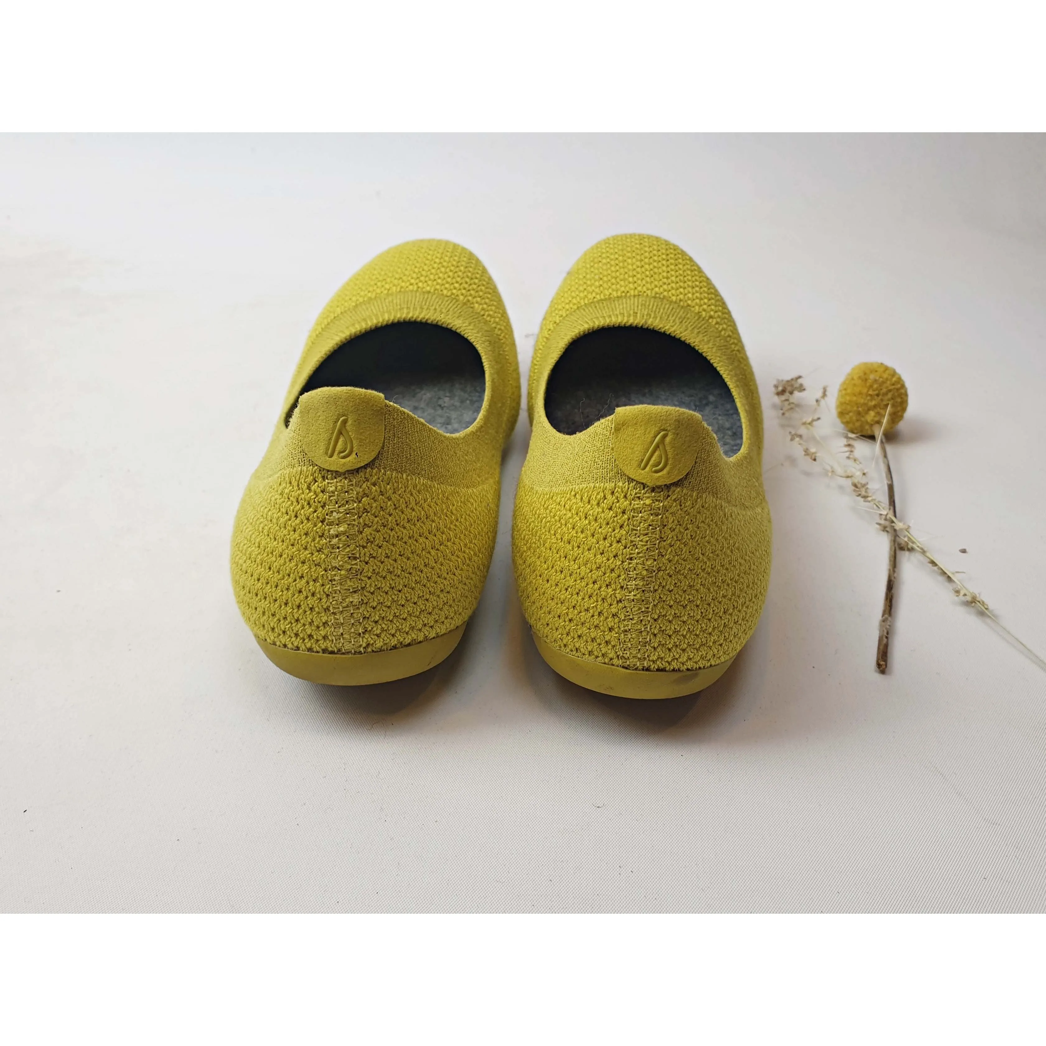 Allbirds light green woven recycled fabric slip on shoes size 6.5
