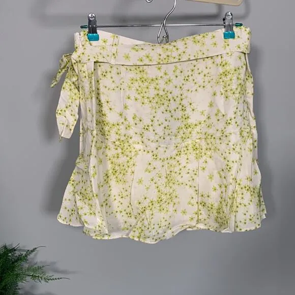 AllSaints Frida Amanzi Floral-Print Woven Mini Skirt White &amp; Green Size 8 NWT