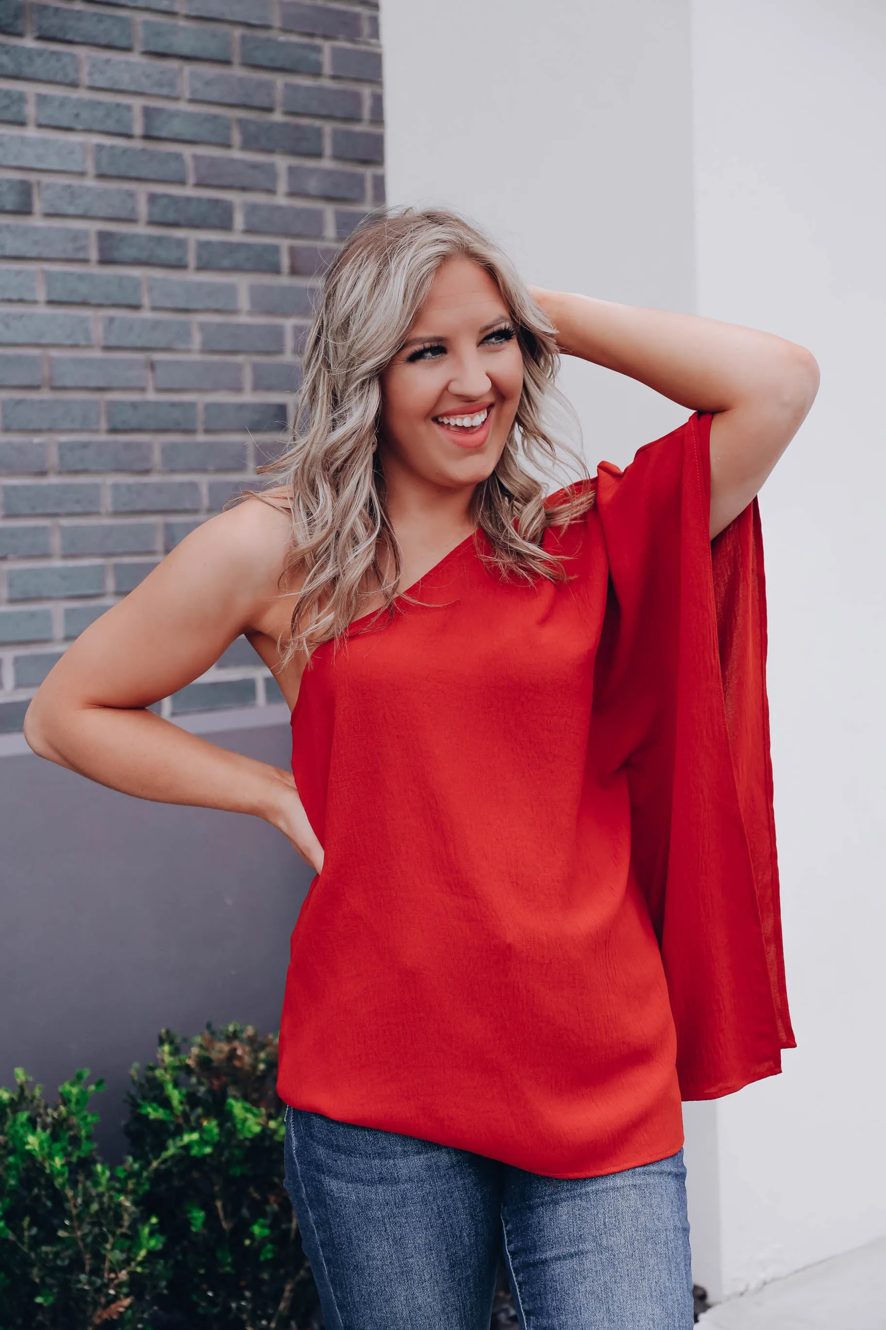 Cara Crepe One Shoulder Top - Rust