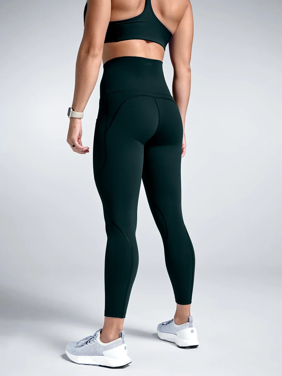 FATAL ATTRACTION 7/8 Super High Rise Legging Dark Green