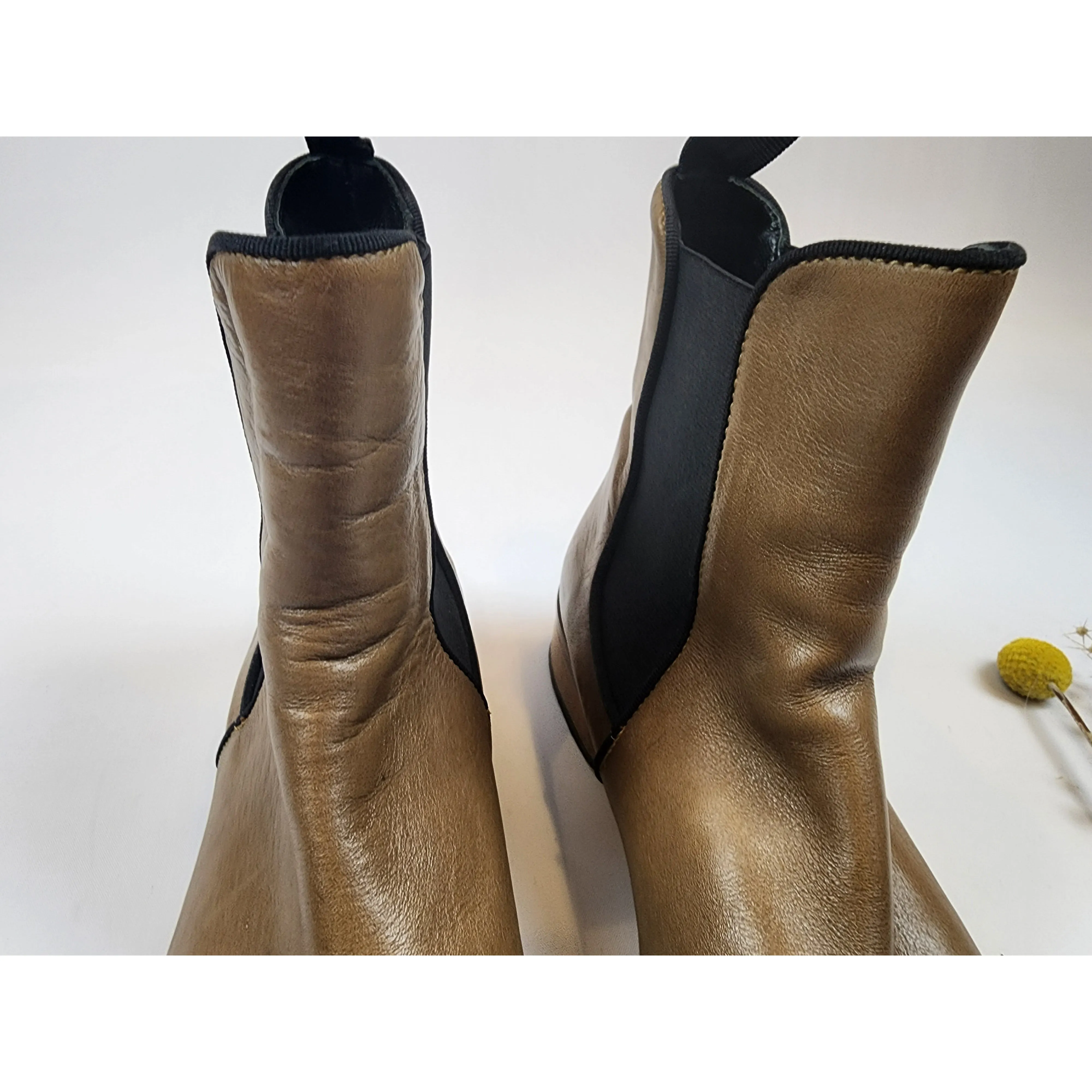 Filippo Raphael quality dark beige leather ankle boots size 36