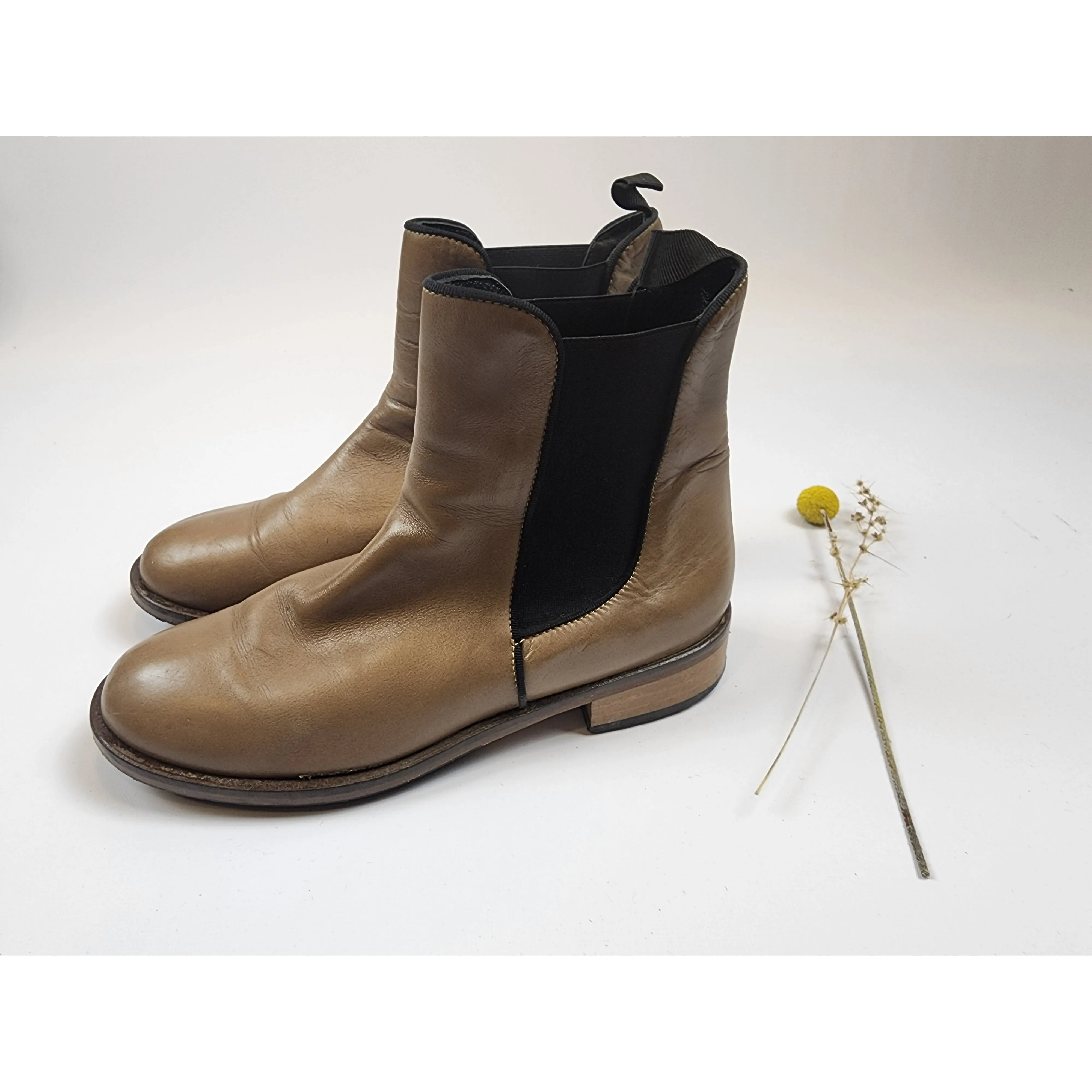 Filippo Raphael quality dark beige leather ankle boots size 36