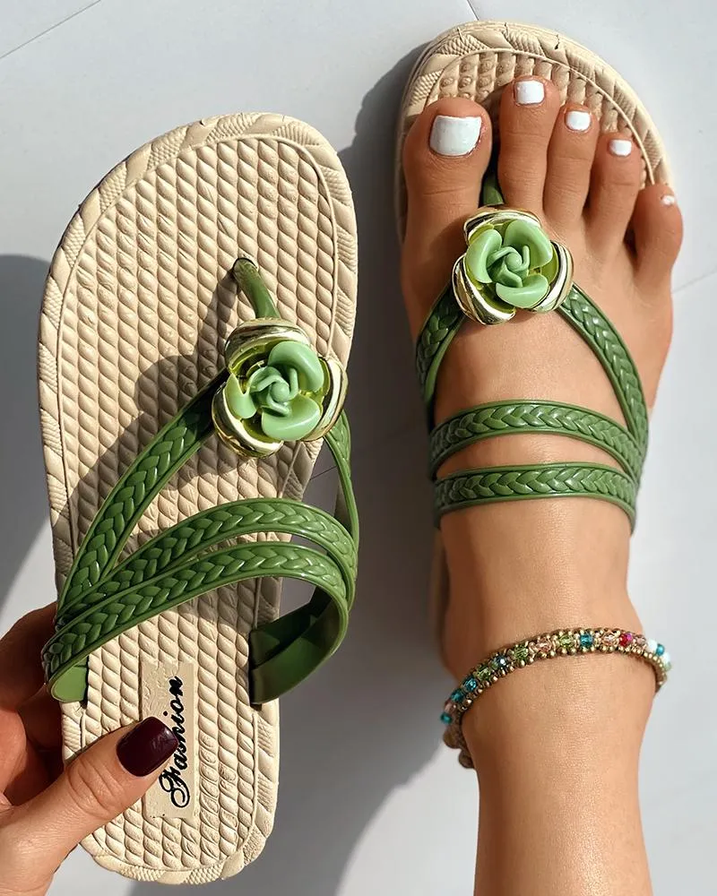 Floral Pattern Braided Strap Flip Flops