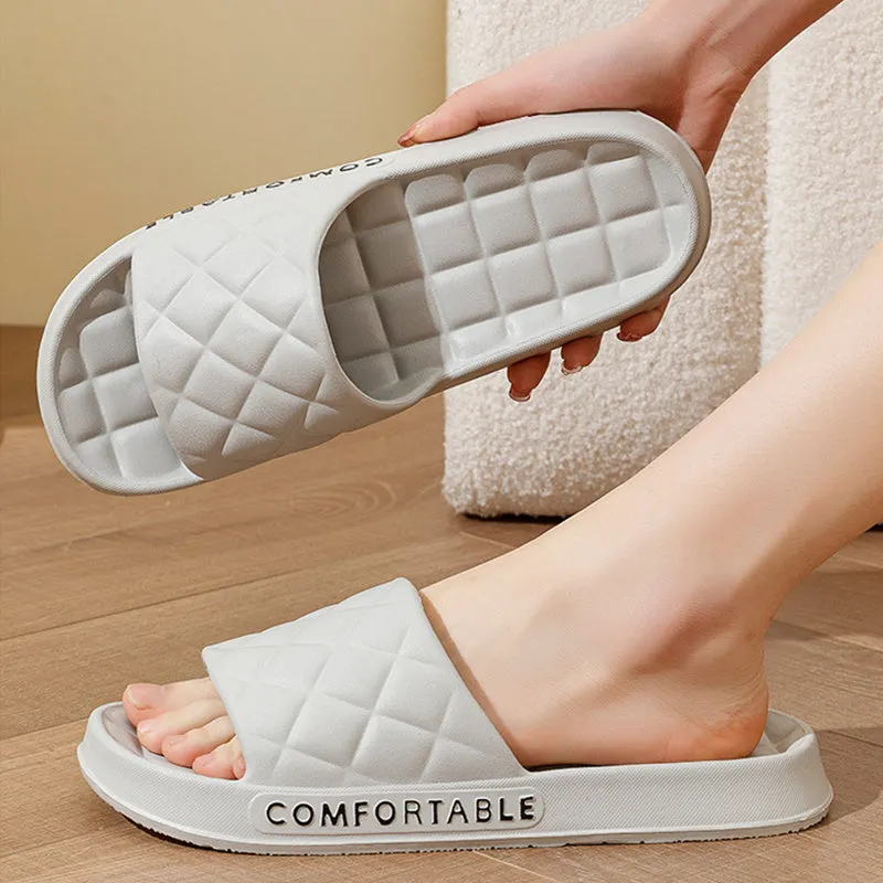 Gavin – Soft Slippers with Checkered Pattern