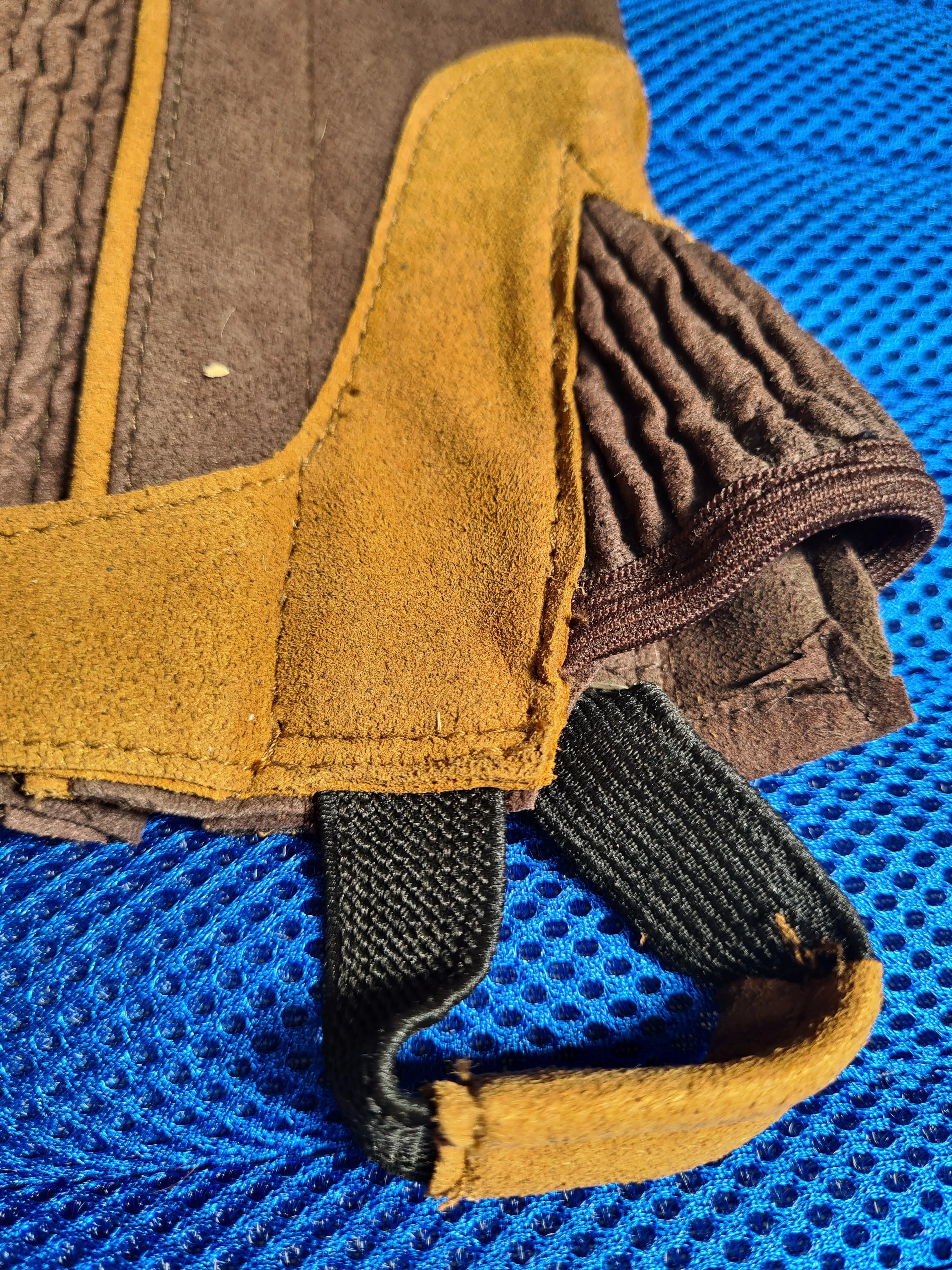 Loveson small childs chaps brown   ✅️
