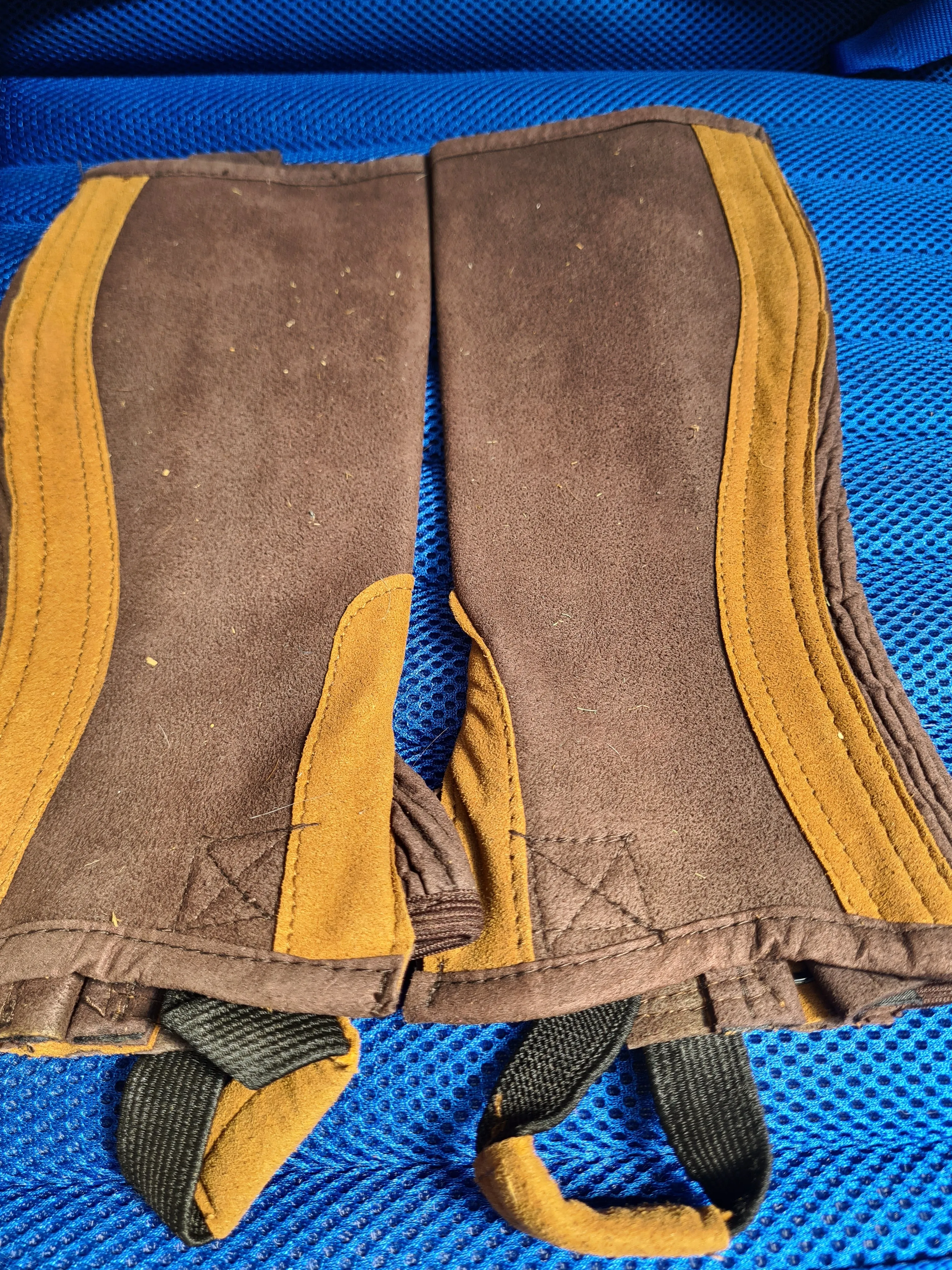 Loveson small childs chaps brown   ✅️