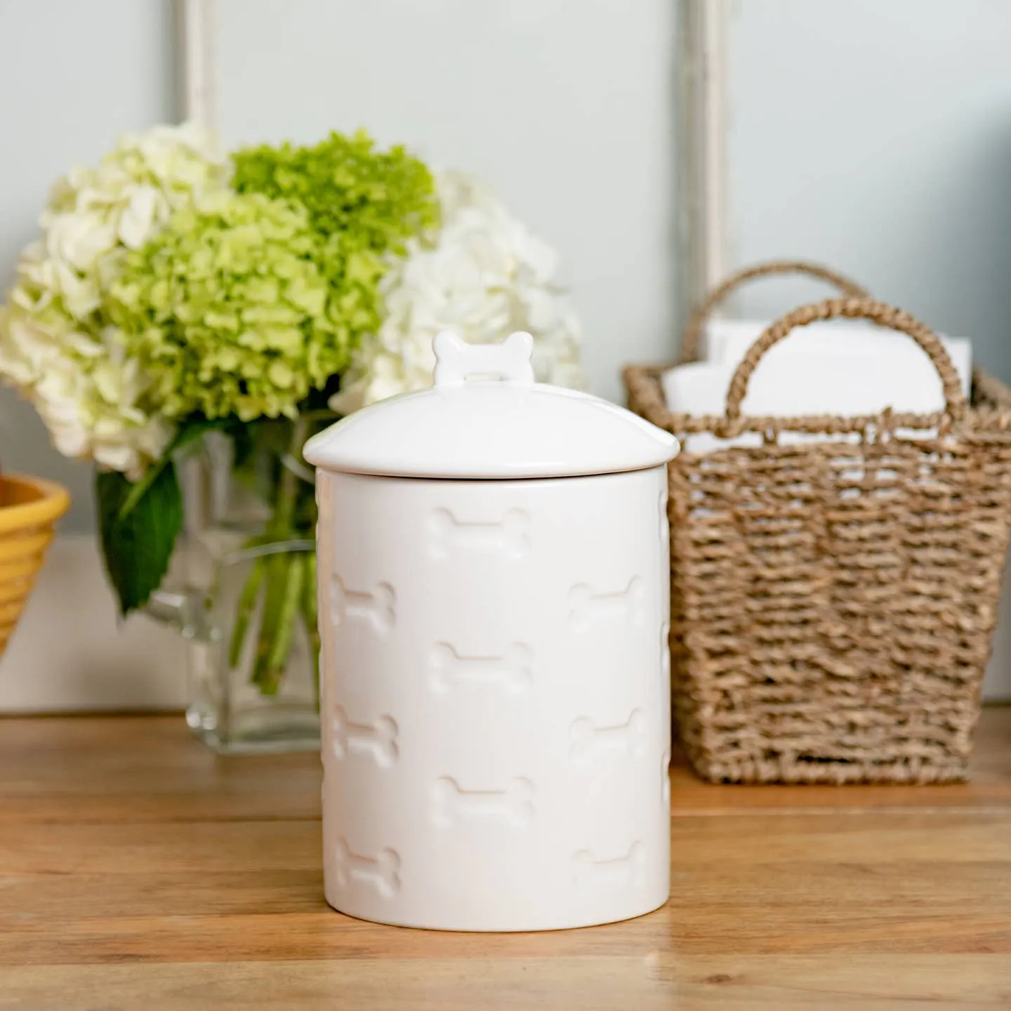 Manor Treat Jar