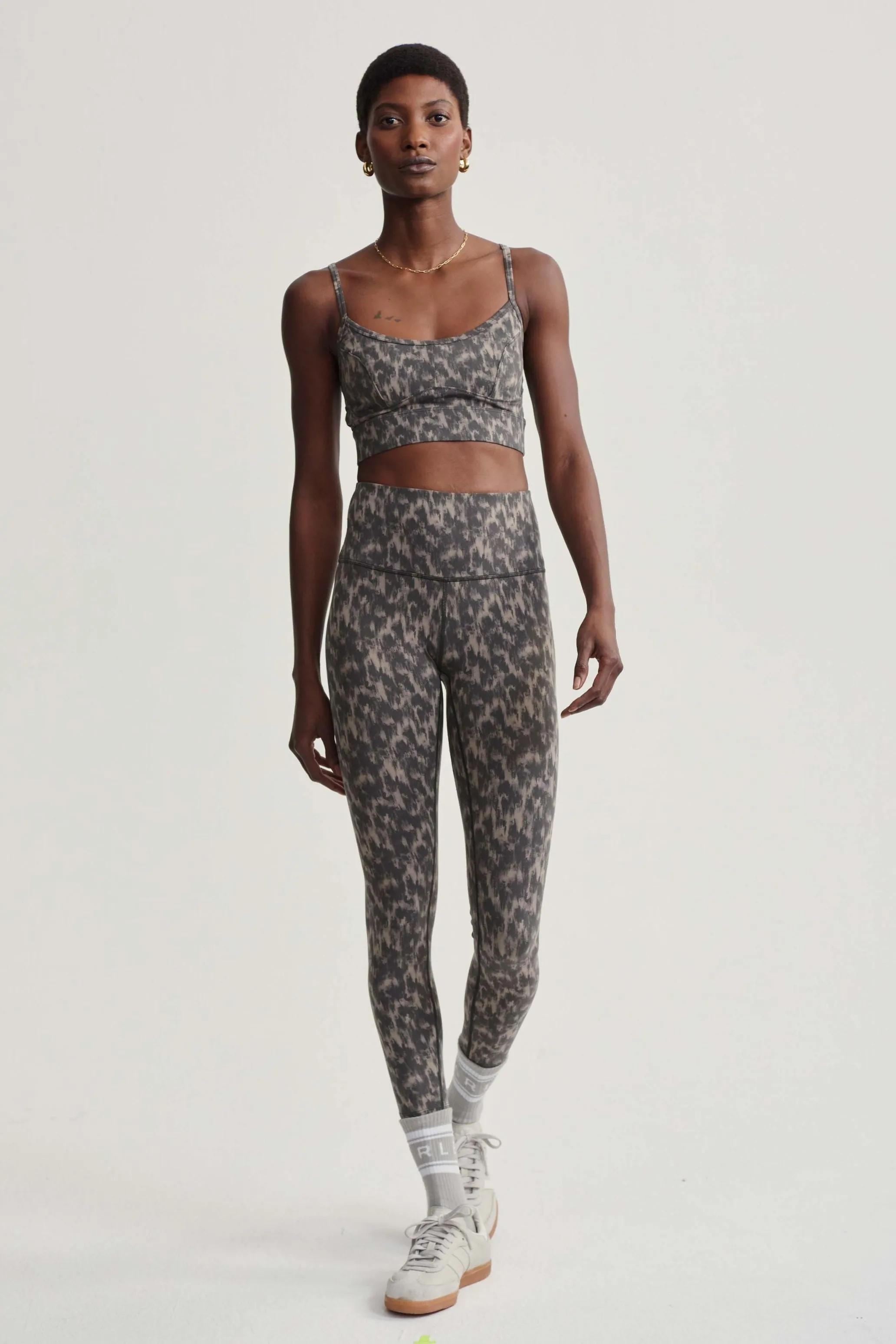 Move High Legging