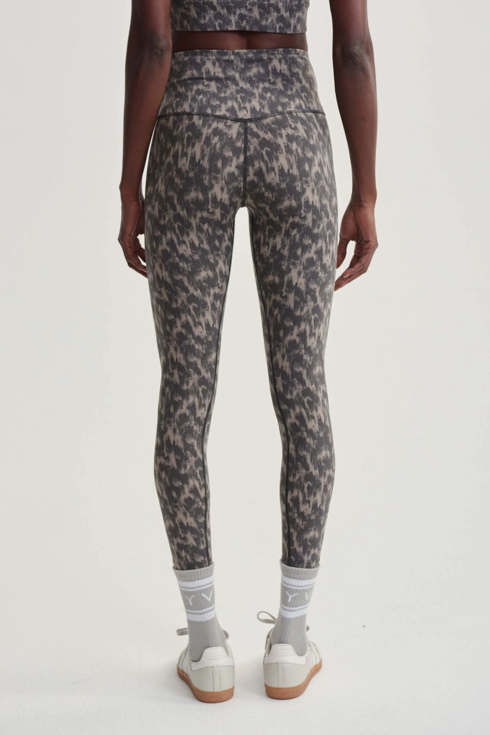 Move High Legging