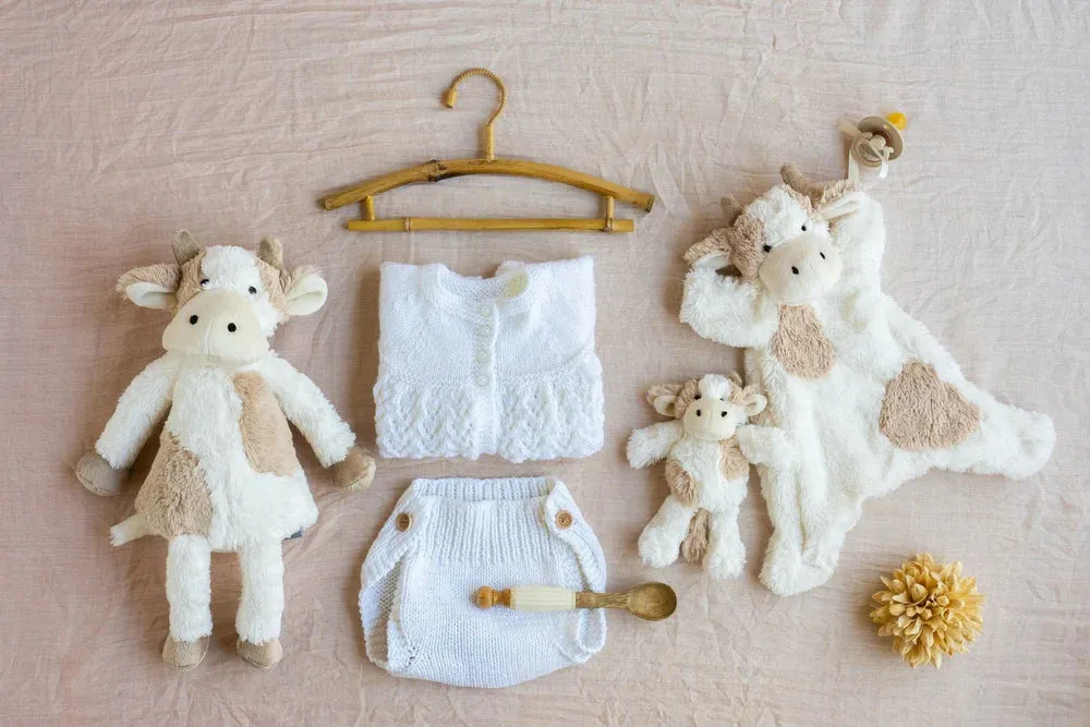 Nana Huchy Clover the Cow Grow Bundle
