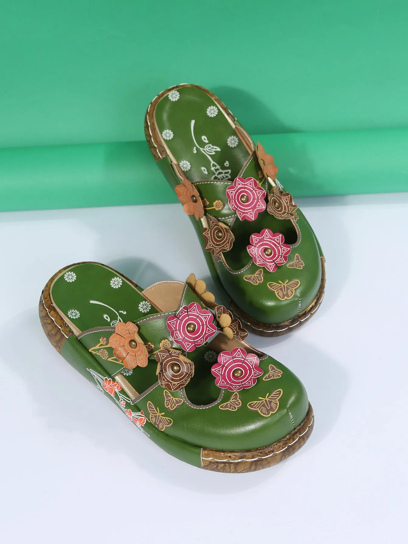 Nicole – Closed Women's Slippers with Non-Slip Design