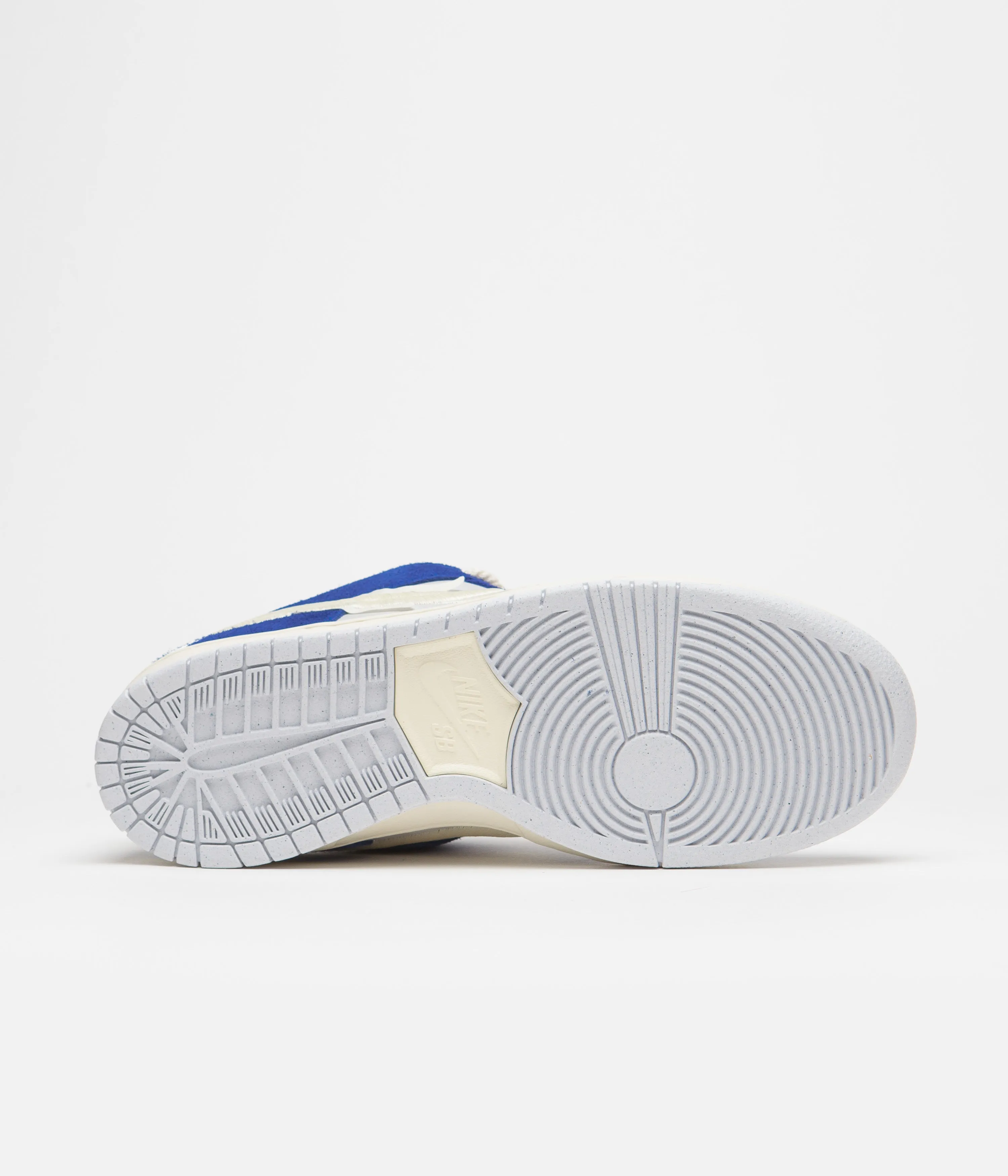 Nike SB x Fly Streetwear Dunk Low Pro Shoes - Game Royal / Sail / Grey Fog