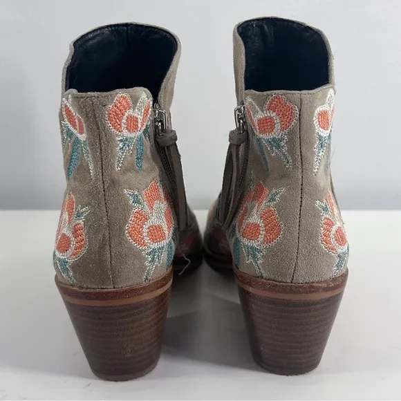 Rebecca Minkoff Beige Floral Embroidered Ankle Zip Up Heeled Booties Size 6.5