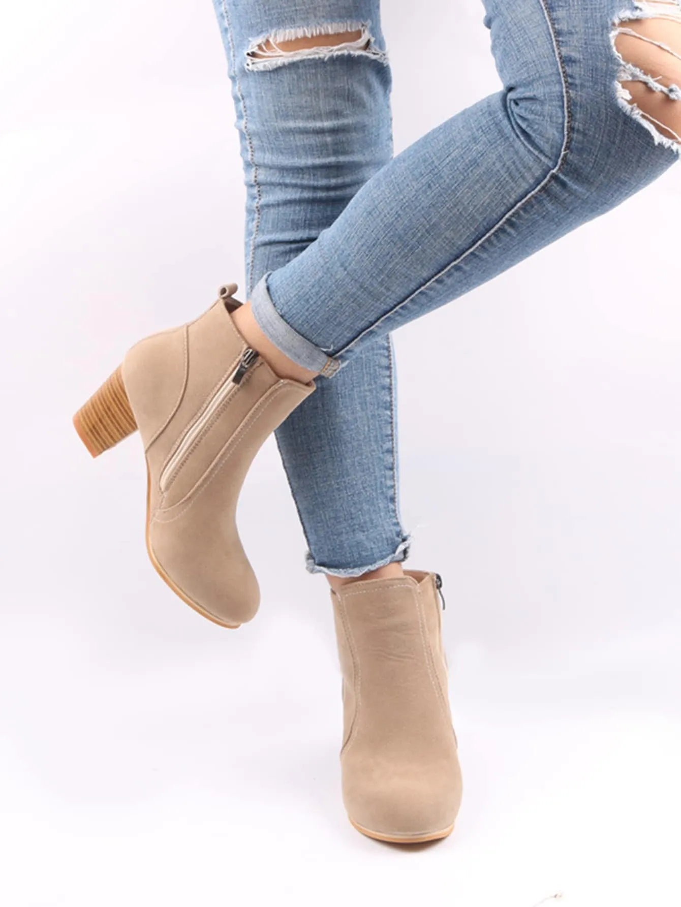 Round Toe Chunky Heeled Classic Suede Boots - Apricot- FD ⚡