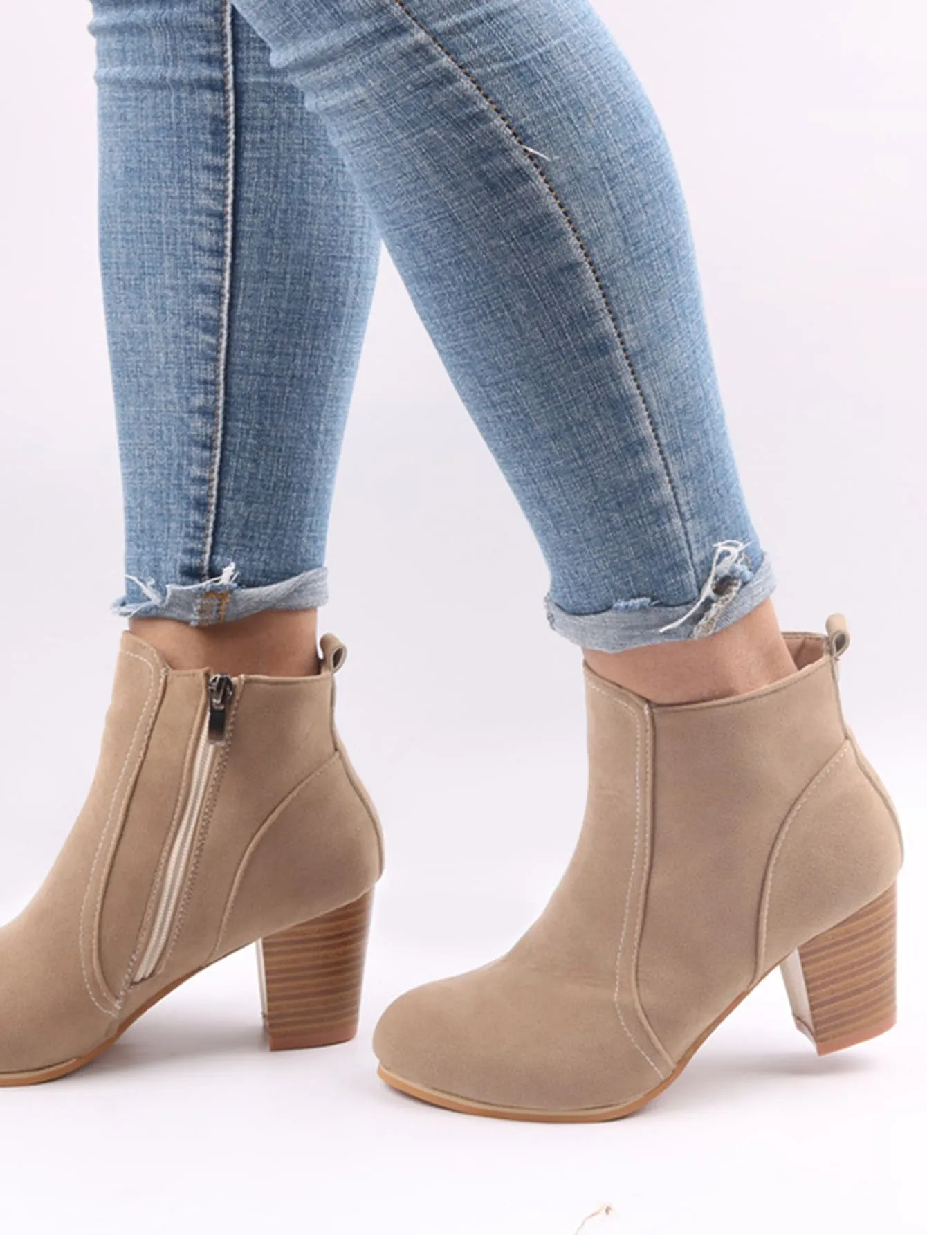 Round Toe Chunky Heeled Classic Suede Boots - Apricot- FD ⚡