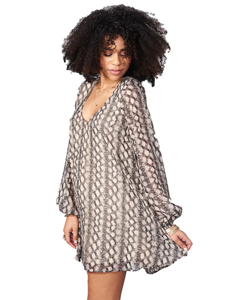 Show Me Your Mumu Donna Michelle Tunic in Black Diamond