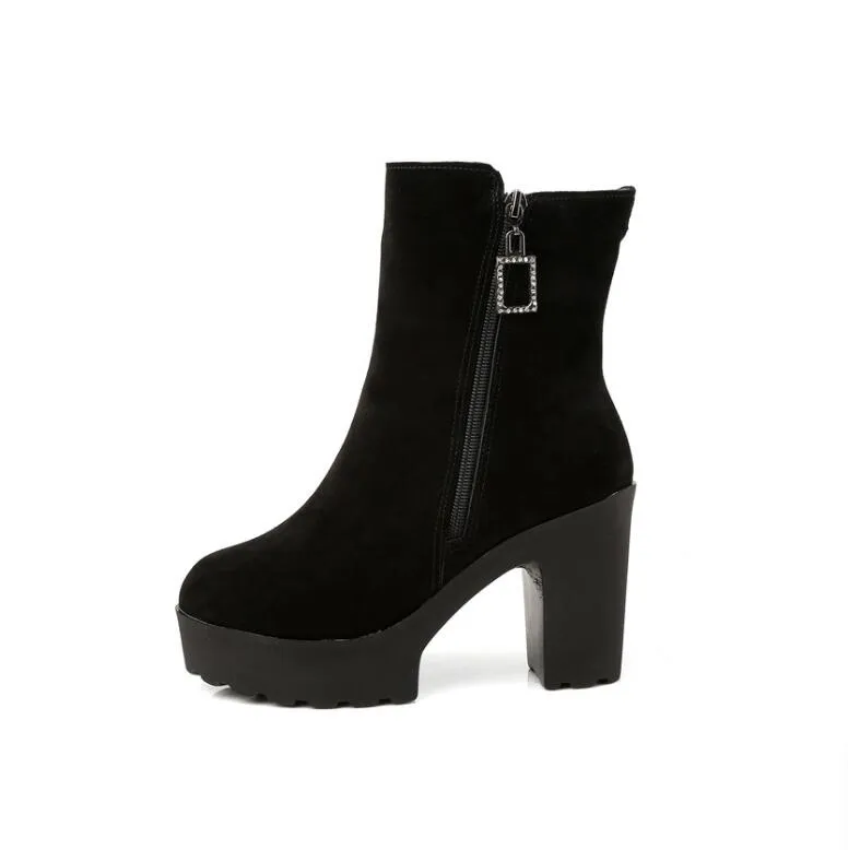 Small Feet Chunky Heel Side Zipper Boots ES128