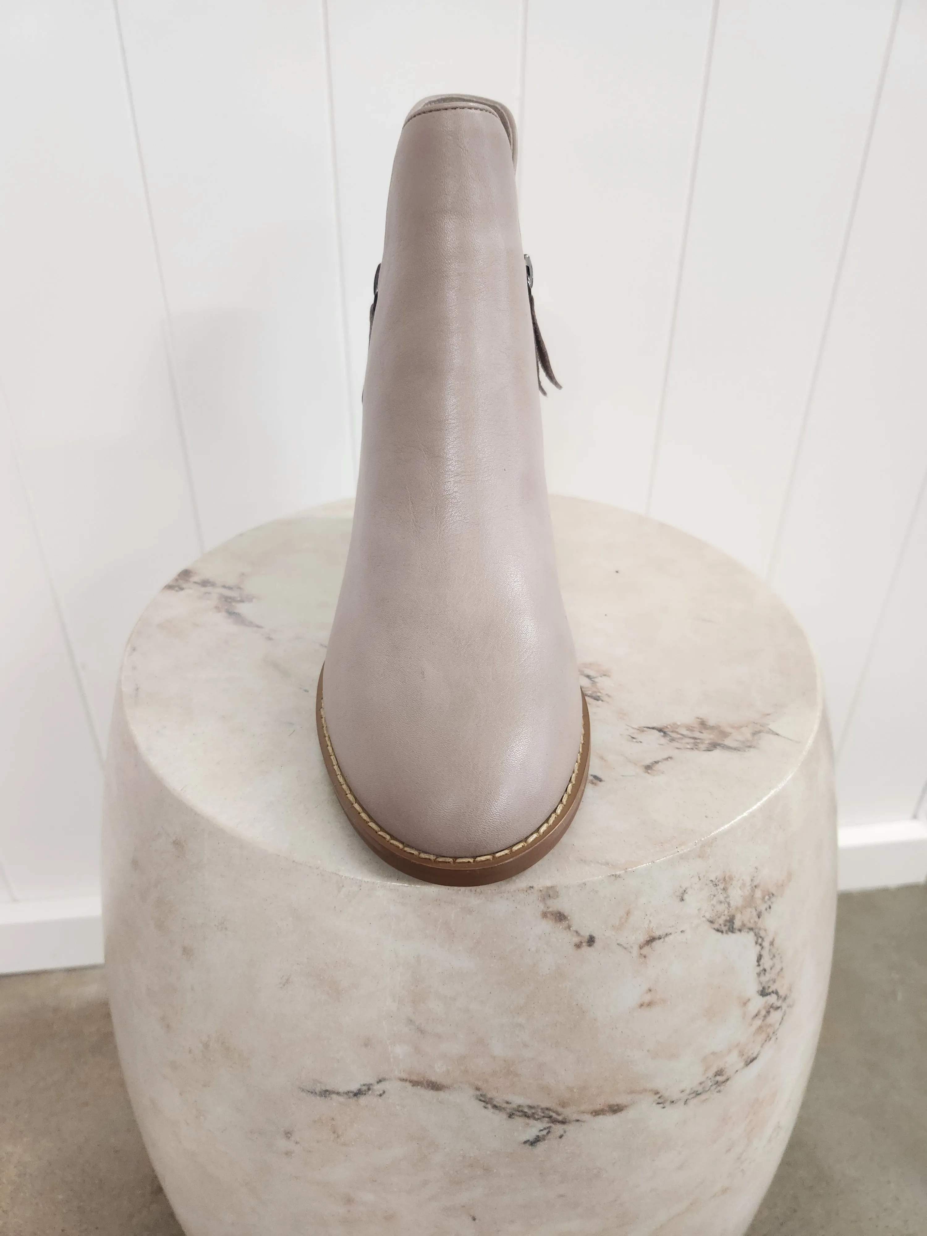 STELLA FOOTWEAR