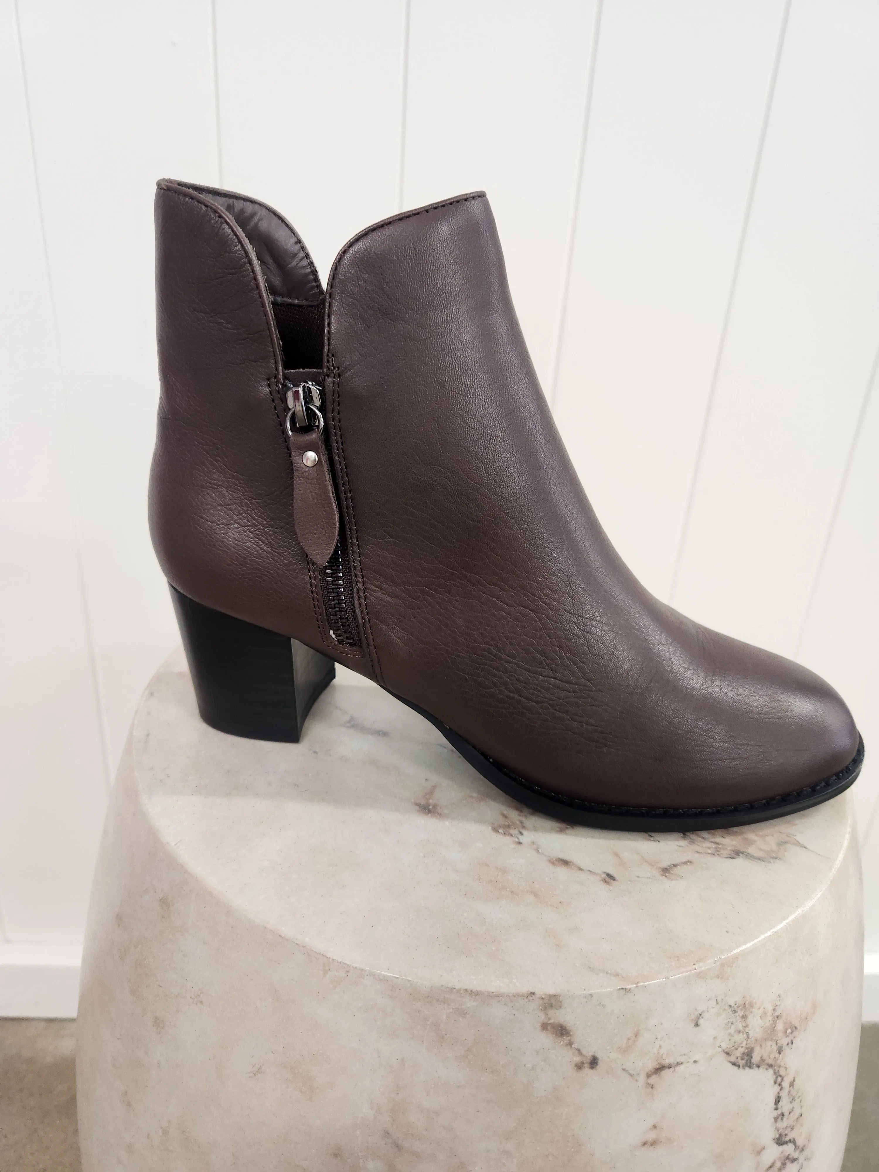 STELLA FOOTWEAR