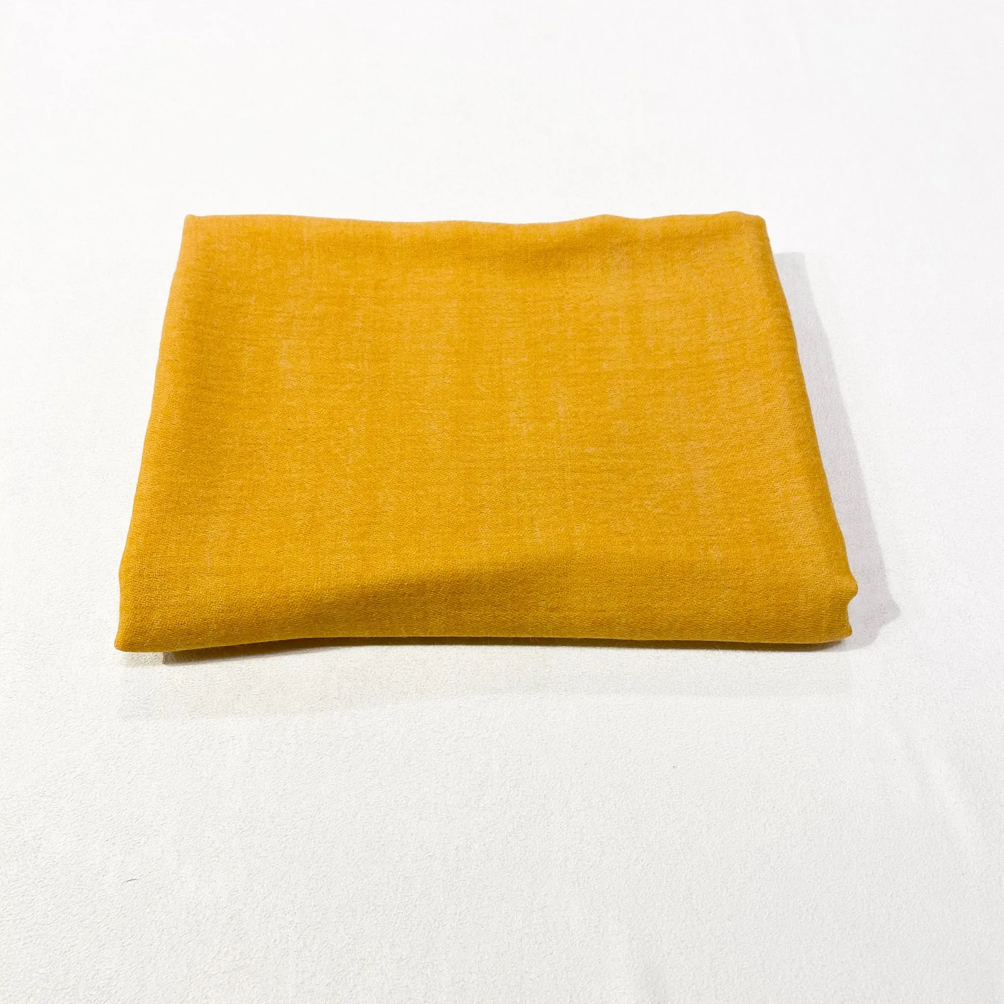 TWO-COLOR WOVEN CASHMERE