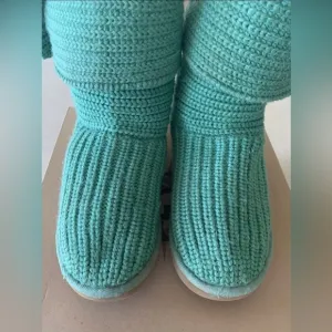 Ugg Australia Girls Classic Cardy Boots #5649-Big Girls Size 4 - Spearmint -VGUC