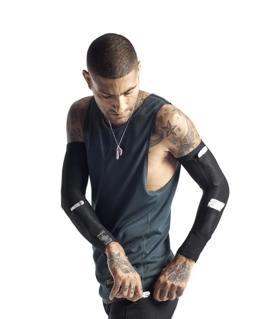Un-Race Sleeves