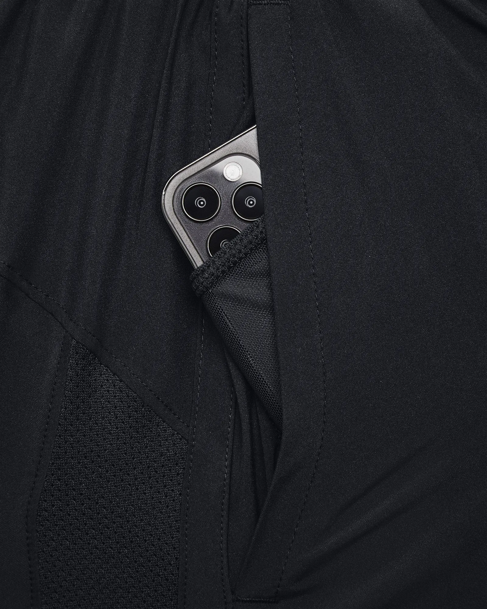 Under Armour Launch 5 Inch Mens Running Shorts - Black