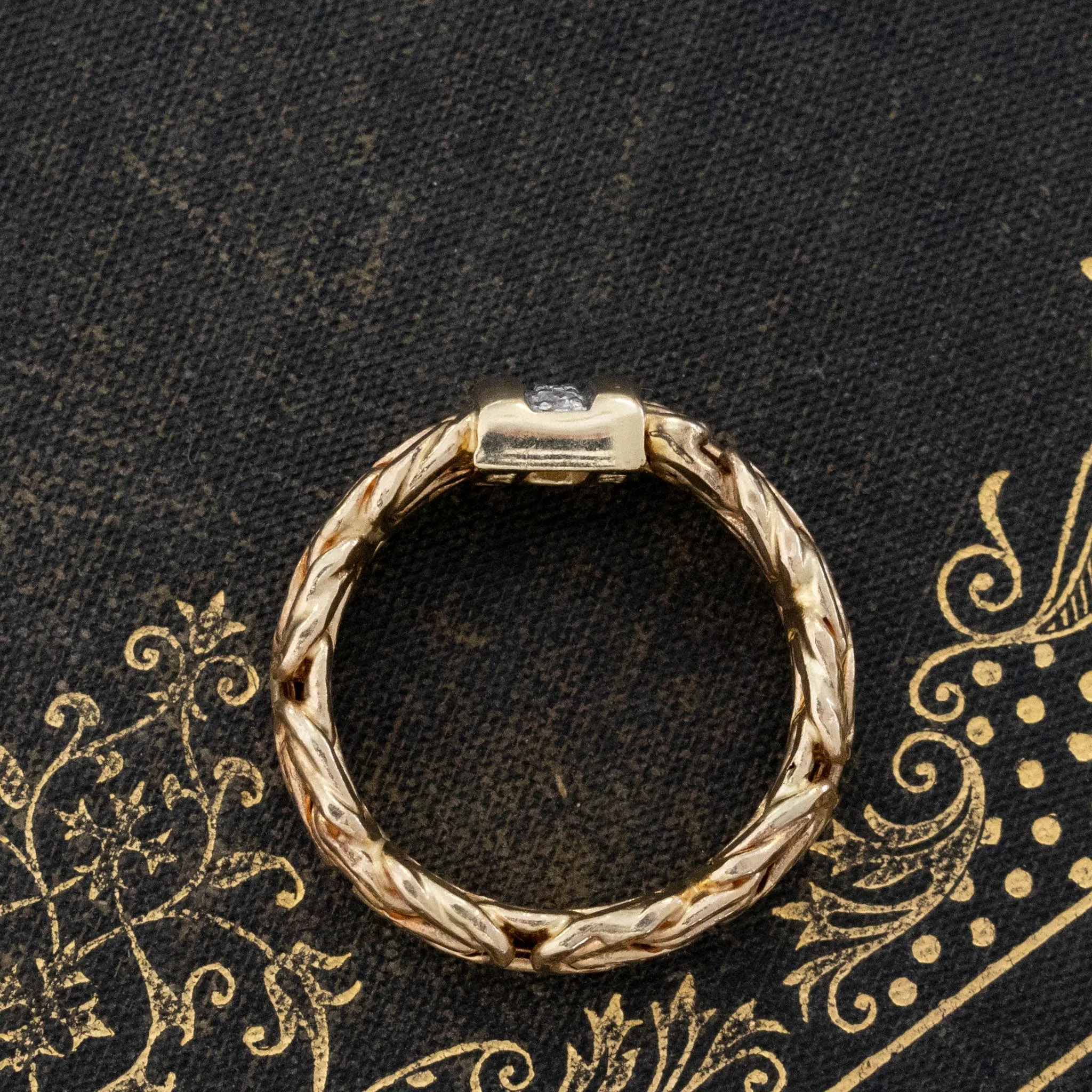 Vintage Diamond Woven Band
