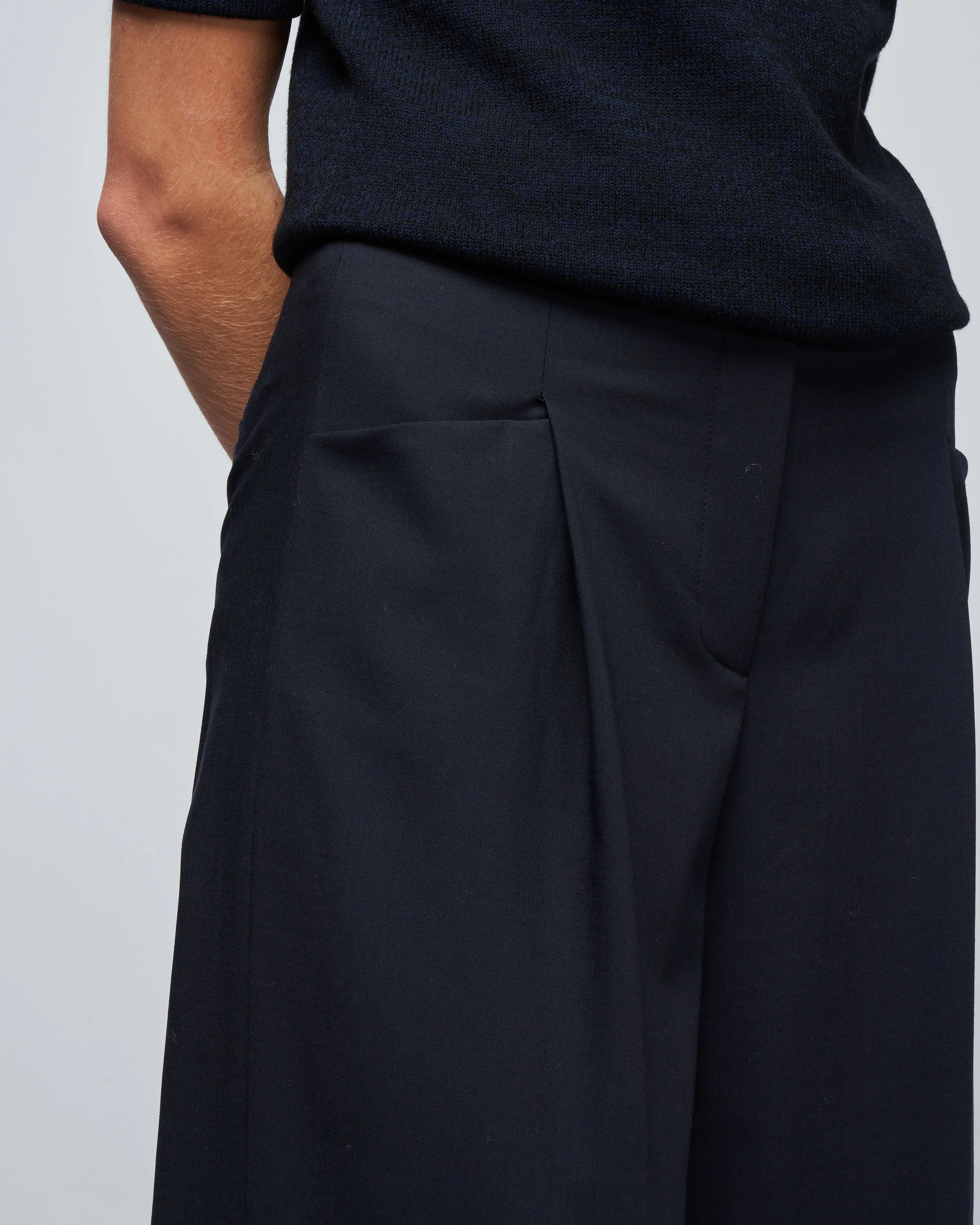 woman pant with darts - navy blue
