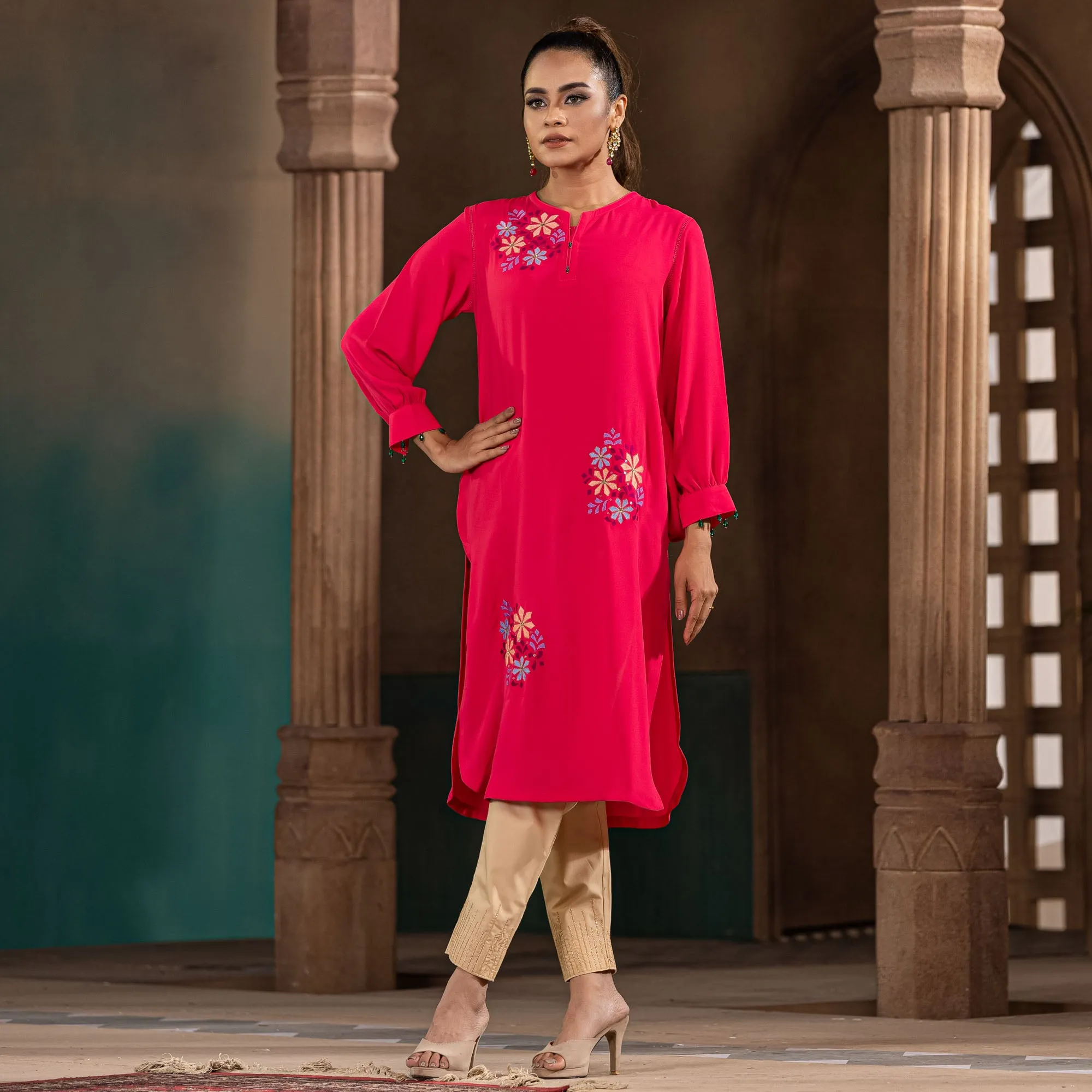 Women Magenta Embroidered Kurti