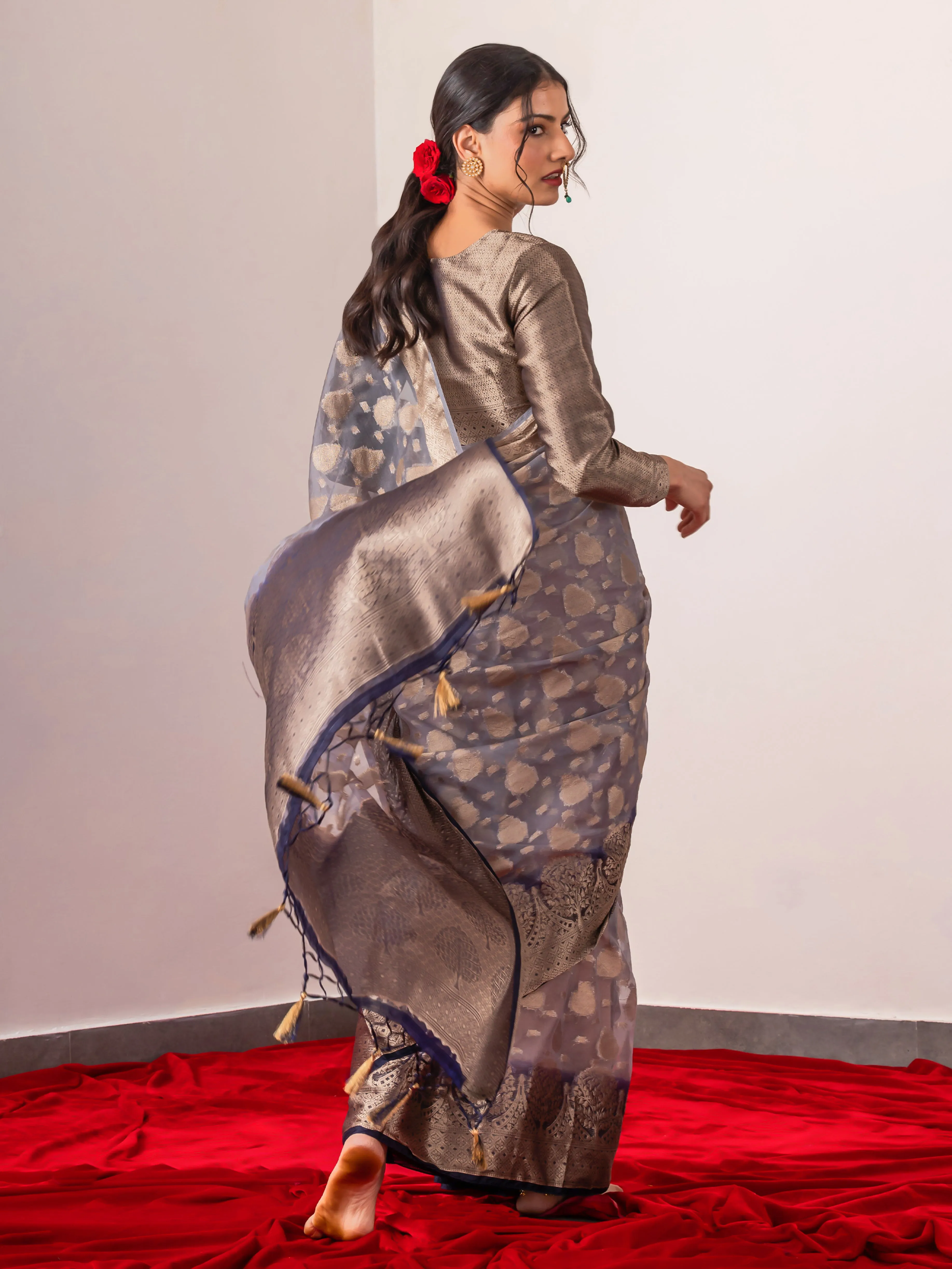 Zoya Organza Saree with Blouse fabric